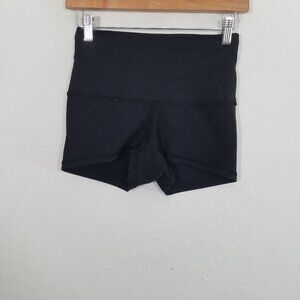 Lululemon Reversible High Rise Shorts Size 6
